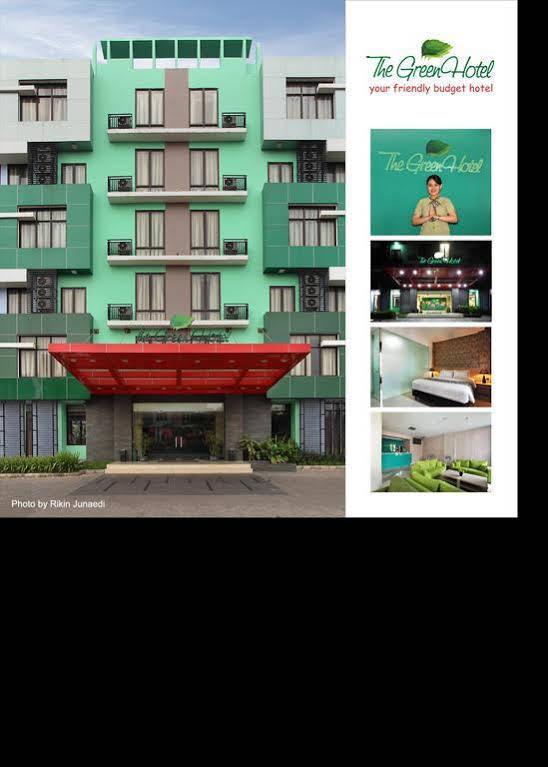 Sans Hotel Green Bekasi By Reddoorz Exterior photo